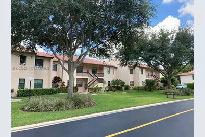 21362 Juego Cir #33E, Boca Raton, FL 33433 - Photo 1