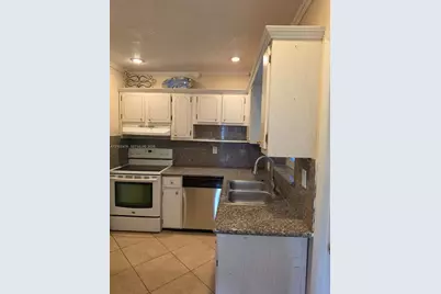 1400 NW 43rd Ter #202, Lauderhill, FL 33313 - Photo 5
