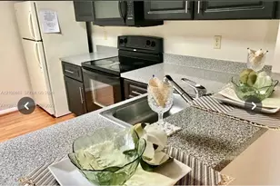 10121 W Sunrise Blvd, Plantation, FL 33322 - Photo 19