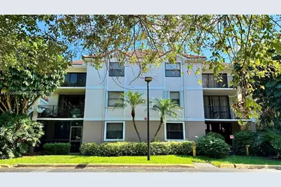 10121 W Sunrise Blvd #204, Plantation, FL 33322 - Photo 13