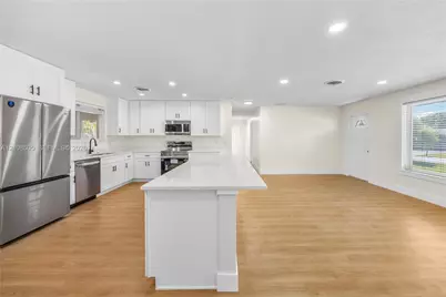 227 SW 13th Ave, Boynton Beach, FL 33435 - Photo 7