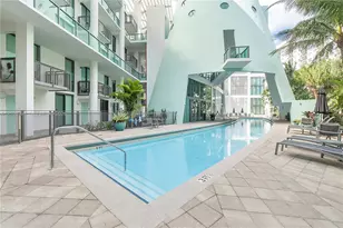6000 Collins Ave, Miami Beach, FL 33140 - Photo 35