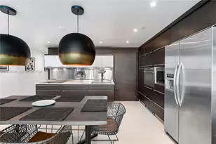 6000 Collins Ave, Miami Beach, FL 33140 - Photo 19