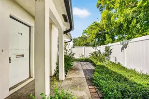 1015 SW 4th Ave, Fort Lauderdale, FL 33315 - Photo 19