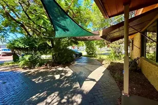 1124 NE 7th St, Hallandale Beach, FL 33009 - Photo 35