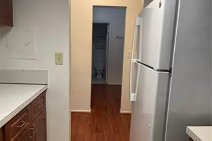 8315 SW 72nd Ave, Miami, FL 33143 - Photo 11