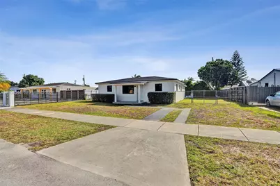 10100 SW 38th Ter, Miami, FL 33165 - Photo 3