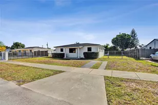 10100 SW 38th Terrace, Miami, FL 33165 - Photo 3