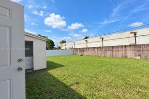 2755 NW 164th Terrace, Miami Gardens, FL 33054 - Photo 25