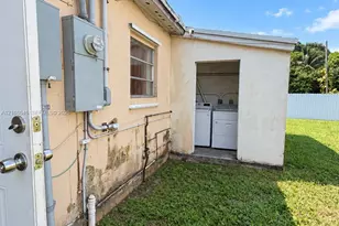 2755 NW 164th Terrace, Miami Gardens, FL 33054 - Photo 27