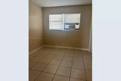 704 SE 21st St #2, Fort Lauderdale, FL 33316 - Photo 5