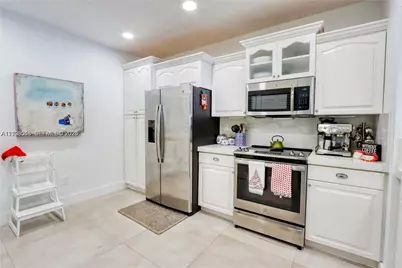 10478 SW 75th Ln #10478, Miami, FL 33173 - Photo 9