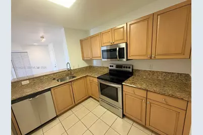 529 E Sheridan St #305, Dania Beach, FL 33004 - Photo 5