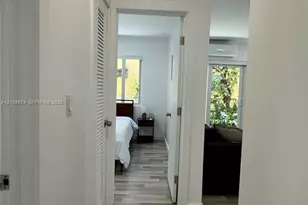 112 SW 11th Ave, Miami, FL 33130 - Photo 7
