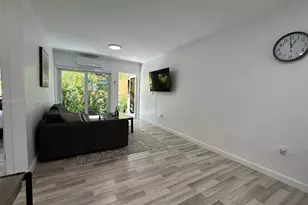 112 SW 11th Ave, Miami, FL 33130 - Photo 13
