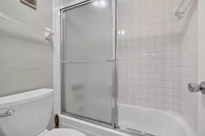 9470 Poinciana Pl #406, Davie, FL 33324 - Photo 29