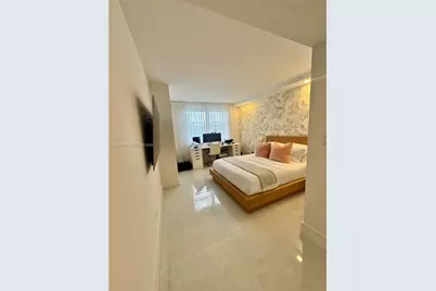 6039 Collins Ave #715, Miami Beach, FL 33140 - Photo 11