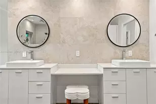 8230 SW 151st St, Palmetto Bay, FL 33158 - Photo 23