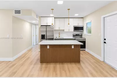 948 NW 14th Ct, Fort Lauderdale, FL 33311 - Photo 3