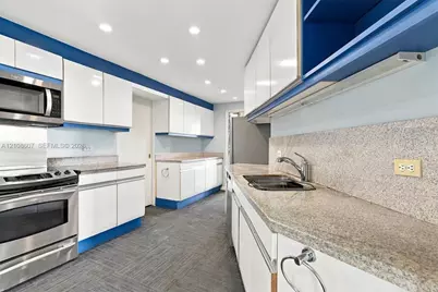 720 NE 69th St #21S, Miami, FL 33138 - Photo 23