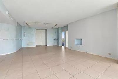 720 NE 69th St #21S, Miami, FL 33138 - Photo 11