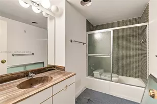 720 NE 69th St, Miami, FL 33138 - Photo 21
