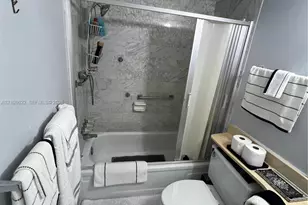 8900 Washington Blvd, Pembroke Pines, FL 33025 - Photo 15