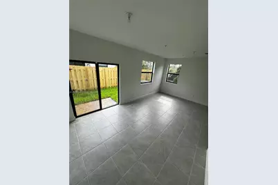 285 SW 159th Ln, Pembroke Pines, FL 33027 - Photo 7