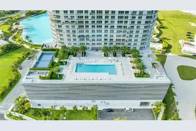 2411 Laguna Circle #2209+DEN, North Miami, FL 33181 - Photo 65