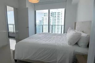 488 NE 18th St, Miami, FL 33132 - Photo 17