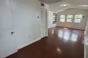 15661 SW 104th Terrace, Miami, FL 33196 - Photo 5