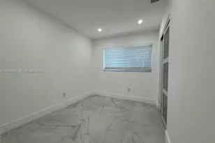 1431 N 14th Way, Hollywood, FL 33020 - Photo 11