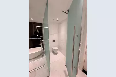300 Biscayne Boulevard #2709W, Miami, FL 33131 - Photo 15