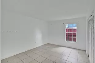 1735 W 60th St, Hialeah, FL 33012 - Photo 15