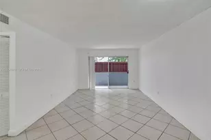 1735 W 60th St, Hialeah, FL 33012 - Photo 11