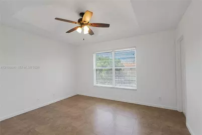 5541 NW 90th Ter, Sunrise, FL 33351 - Photo 9