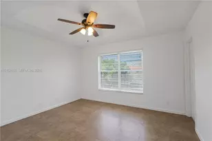 5541 NW 90th Terrace, Sunrise, FL 33351 - Photo 9