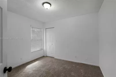 5541 NW 90th Ter, Sunrise, FL 33351 - Photo 11