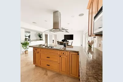 2445 SE 8th St, Pompano Beach, FL 33062 - Photo 21