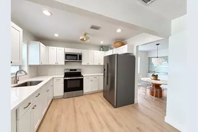 6561 SW 32nd St, Miami, FL 33155 - Photo 5