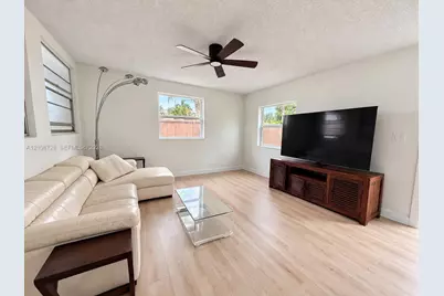 6561 SW 32nd St, Miami, FL 33155 - Photo 1