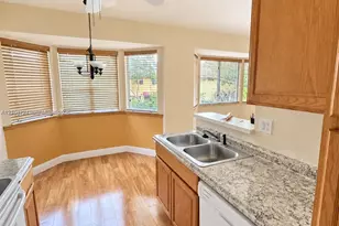 972 NW 92nd Terrace, Plantation, FL 33324 - Photo 7