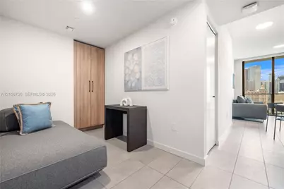 121 NE 5th St #1602, Miami, FL 33132 - Photo 17