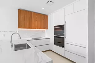 1400 Biscayne Blvd, Miami, FL 33132 - Photo 3