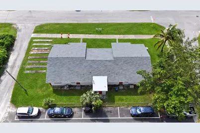 1207 NE 1st Ave, Homestead, FL 33030 - Photo 11