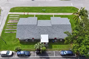 1207 NE 1st Ave, Homestead, FL 33030 - Photo 11