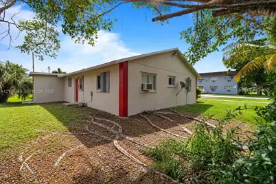 1207 NE 1st Ave, Homestead, FL 33030 - Photo 5