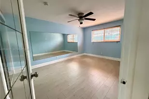 5651 NE 9th Ave, Oakland Park, FL 33334 - Photo 13