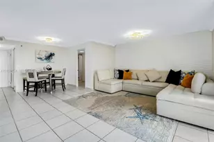 2750 NE 183rd St, Aventura, FL 33160 - Photo 23