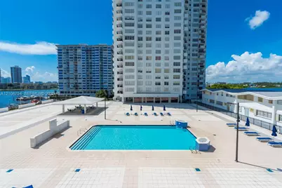 2750 NE 183rd St #2404, Aventura, FL 33160 - Photo 47